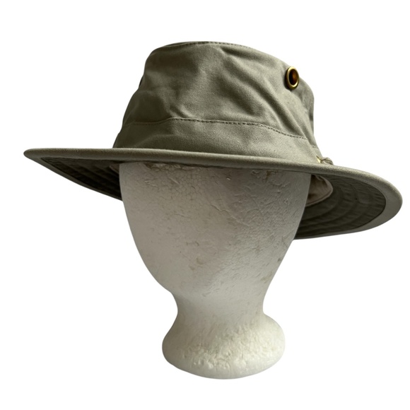 Tilley Endurables Hat Cotton 3" Brim Green Sz 7 1/2 Chin Strap Model T5 Cotton - Picture 1 of 10